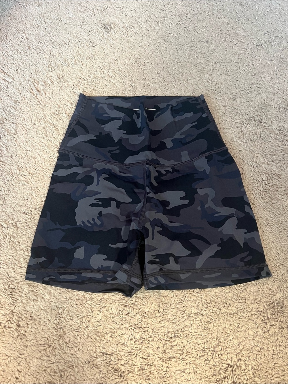 ECHT Camo High-Waist Scrunch Shorts